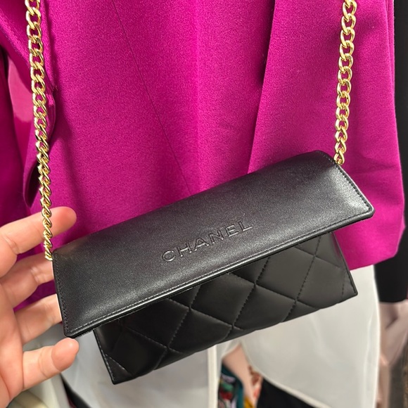 Chanel case - Picture 12 of 12